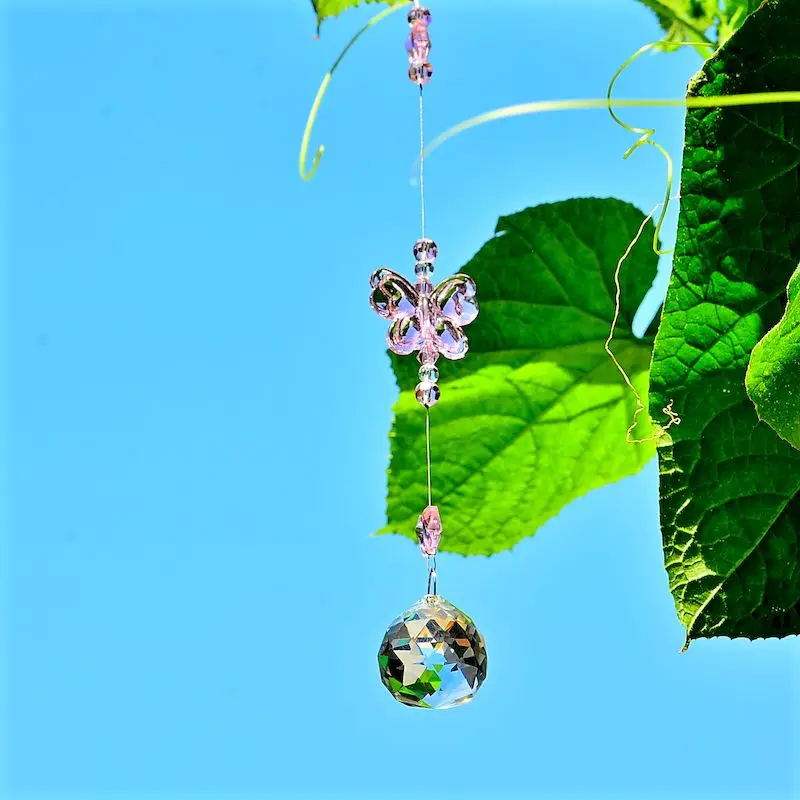 KN suncatcher butterfly origial design car charm rainbow collection hanging crystal window home decor wedding housewaring gift
KN suncatcher butterfly origial design car charm rainbow collection hanging crystal window home decor wedding housewaring gift