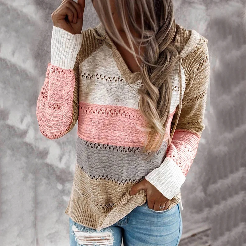 Женский трикотажный свитер с капюшоном V-образным вырезом в стиле пэчворк