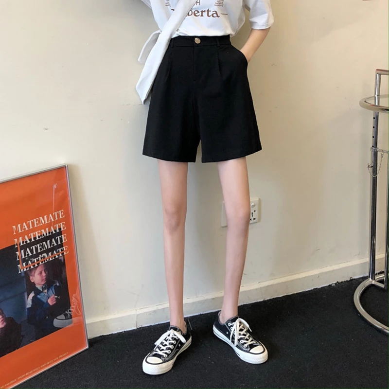 Women Shorts Solid Spring Autumn 2021 New Wide Leg High Waist Straight Streetwear Fashionable Shorts Wild Trousers
Women Shorts Solid Spring Autumn 2021 New Wide Leg High Waist Straight Streetwear Fashionable Shorts Wild Trousers