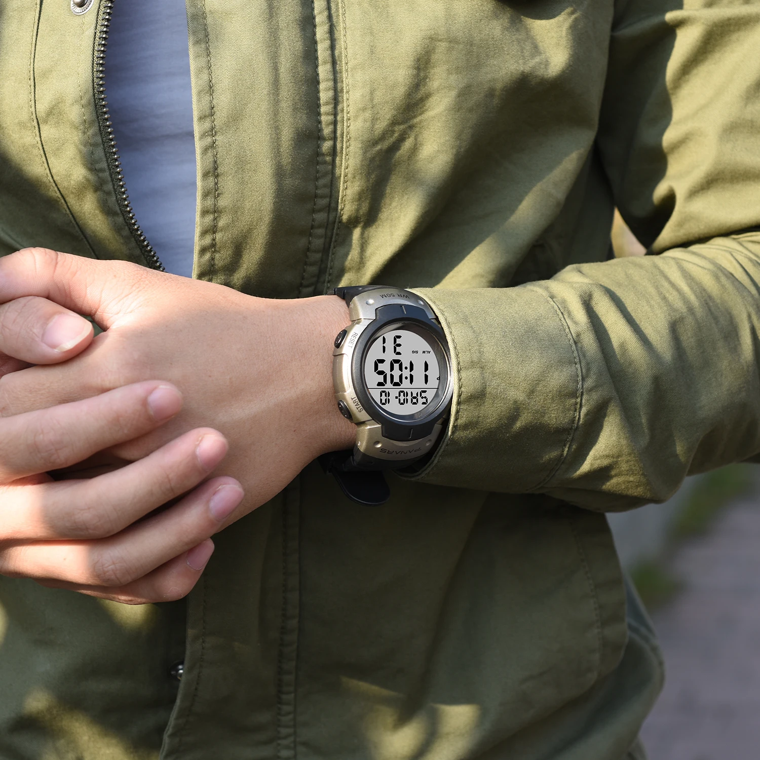 SYNOKE Outdoor Sport Digital Watches Men Fashion Multifunction Large Dial Stop Watch For Men Male Electronic Watches Alarm Clock
SYNOKE Outdoor Sport Digital Watches Men Fashion Multifunction Large Dial Stop Watch For Men Male Electronic Watches Alarm Clock