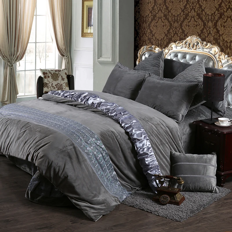 Winter Warm Thick Fleece Bedclothes Red Purple Grey Queen King size Bedding set 4/6Pcs Duvet cover Bed spread Pillowcases
Winter Warm Thick Fleece Bedclothes Red Purple Grey Queen King size Bedding set 4/6Pcs Duvet cover Bed spread Pillowcases
