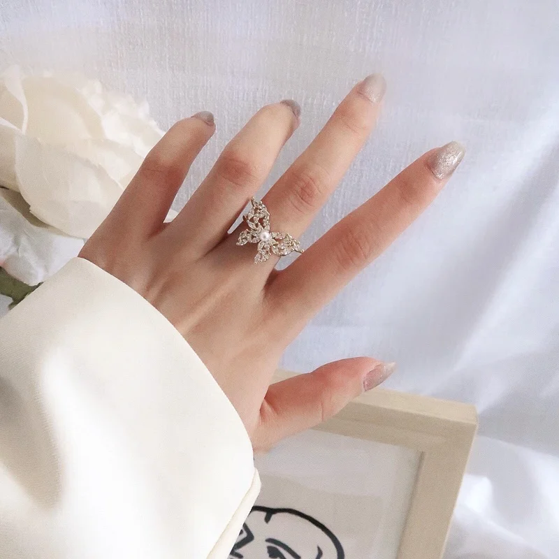 Mihan Delicate Jewelry Beautiful Butterfly Rings Pretty Design High Quality Simulated Pearl AAA Zircon Ring For Women Gifts
Mihan Delicate Jewelry Beautiful Butterfly Rings Pretty Design High Quality Simulated Pearl AAA Zircon Ring For Women Gifts