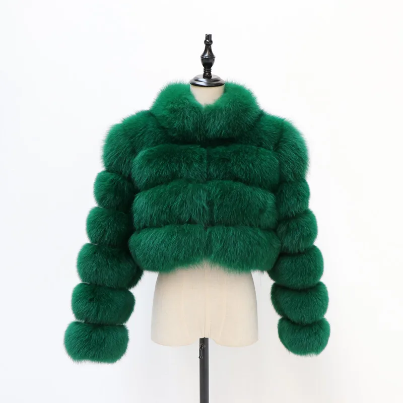 New style royal fur coat 100% female natural skin coat warm winter short fox fur coat long sleeves high quality free shipping
New style royal fur coat 100% female natural skin coat warm winter short fox fur coat long sleeves high quality free shipping