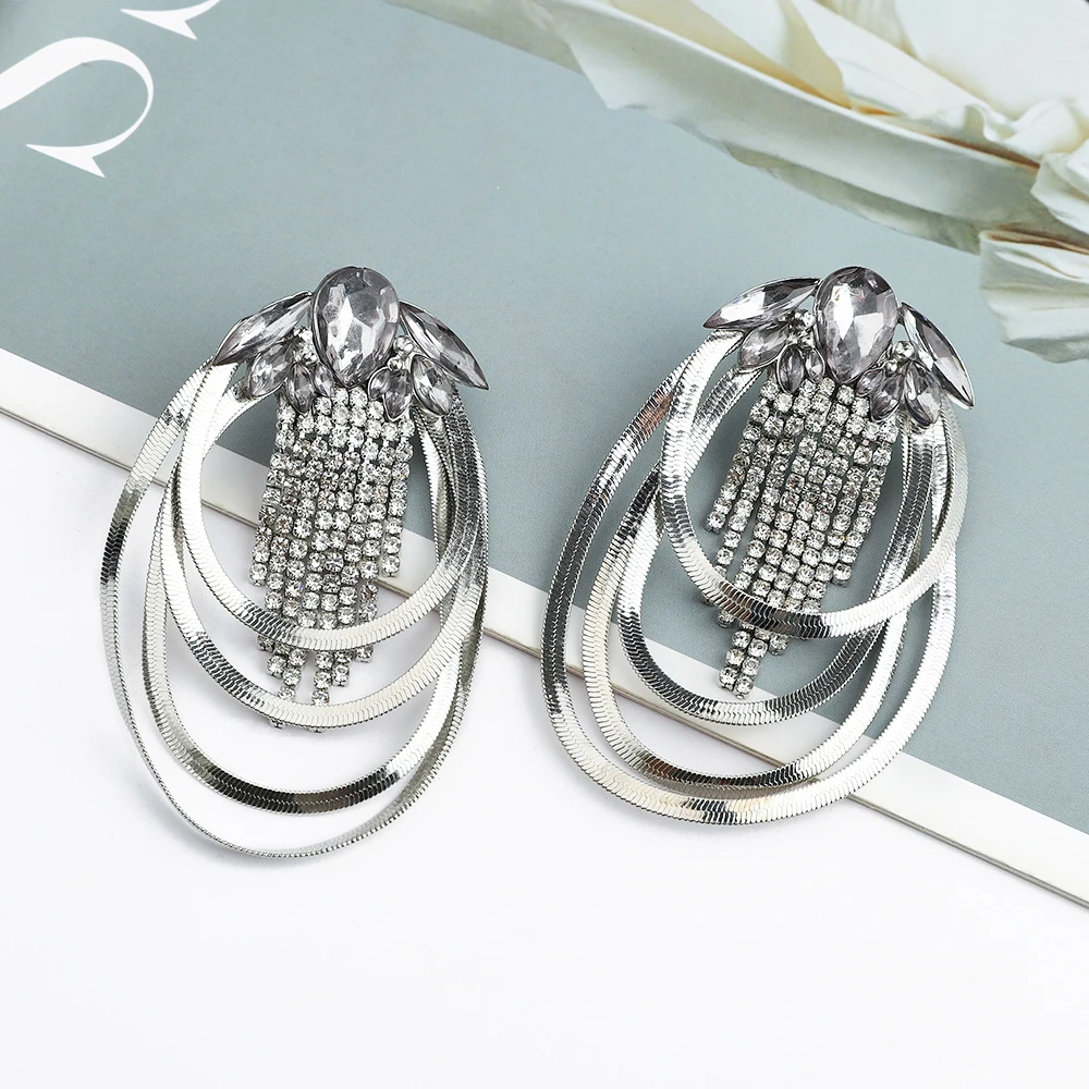 Ztech Silver Color Vintage Metal Luxury Crystal Tassel Earrings For Women New Designer Jewelry Statement Accessories Pendientes
Ztech Silver Color Vintage Metal Luxury Crystal Tassel Earrings For Women New Designer Jewelry Statement Accessories Pendientes