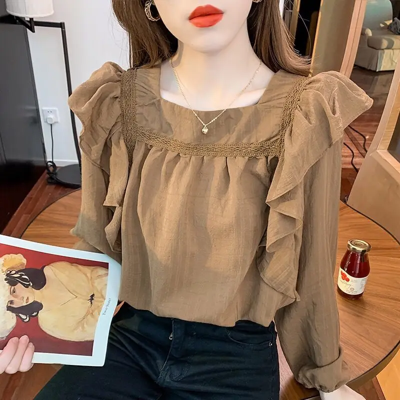 Square collar ruffled temperament shirt women's long-sleeved 2021 new Korean version of solid color small shirt loose and thin
Square collar ruffled temperament shirt women's long-sleeved 2021 new Korean version of solid color small shirt loose and thin