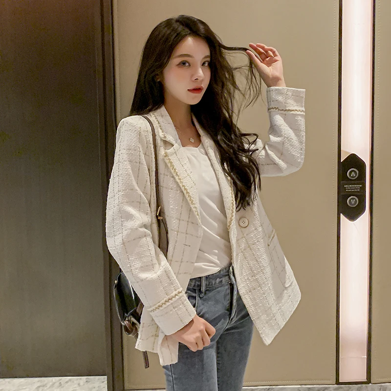 Женский твидовый жакет в клетку, свободный клетчатый хлопковый тяжелый кардиган с отложным воротником, пальто, пиджаки, Весна 2021
Женский твидовый жакет в клетку, свободный клетчатый хлопковый тяжелый кардиган с отложным воротником, пальто, пиджаки, Весна 2021