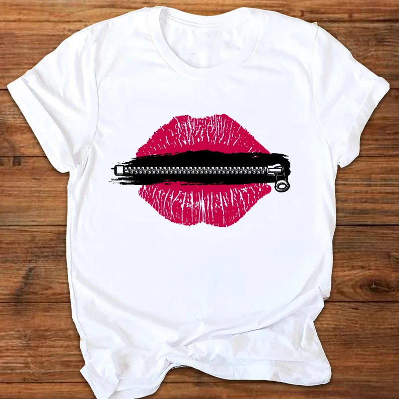 T-Shirt Women Graphic Leopard Love Fashion Short Sleeve 90s Style Vintage Lady Tees Print Tops Clothing Female T Shirt Summer
T-Shirt Women Graphic Leopard Love Fashion Short Sleeve 90s Style Vintage Lady Tees Print Tops Clothing Female T Shirt Summer