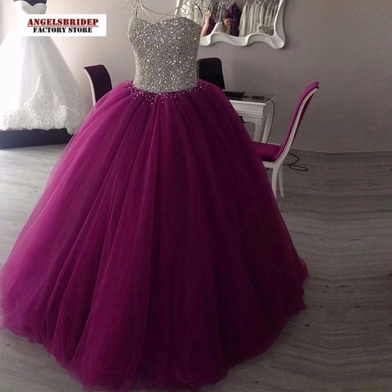 Sexy Purple Ball Gown Quinceanera Dresses Sparkly Beads Tulle Vestidos De 15 Aos Floor-Length Sweetheart Masquerade Dress Puffy
Sexy Purple Ball Gown Quinceanera Dresses Sparkly Beads Tulle Vestidos De 15 Aos Floor-Length Sweetheart Masquerade Dress Puffy