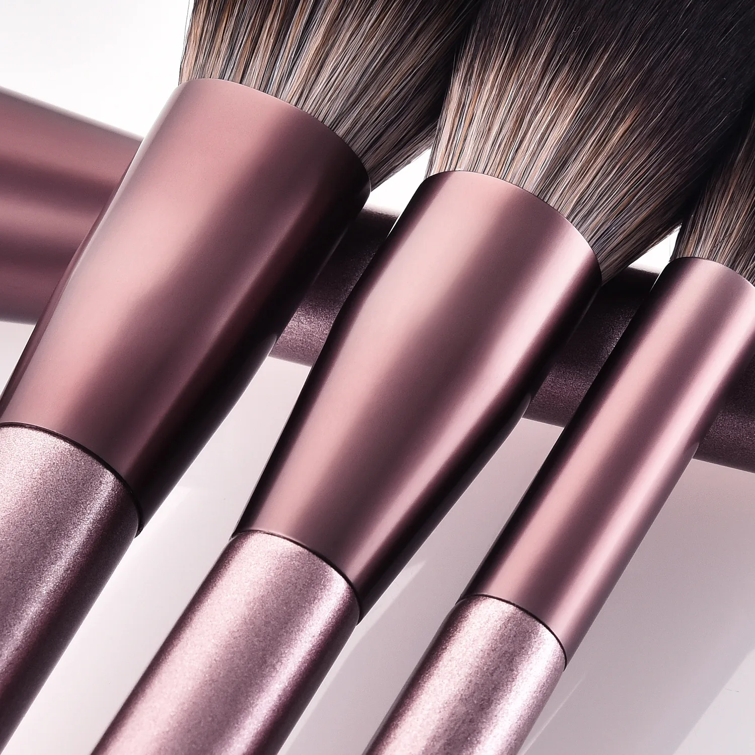 12Pcs Professional Eyes Makeup Brushes Set Wood Handle Eyeshadow Highlighter Brush Blending Powder Make Up Brushes
12Pcs Professional Eyes Makeup Brushes Set Wood Handle Eyeshadow Highlighter Brush Blending Powder Make Up Brushes