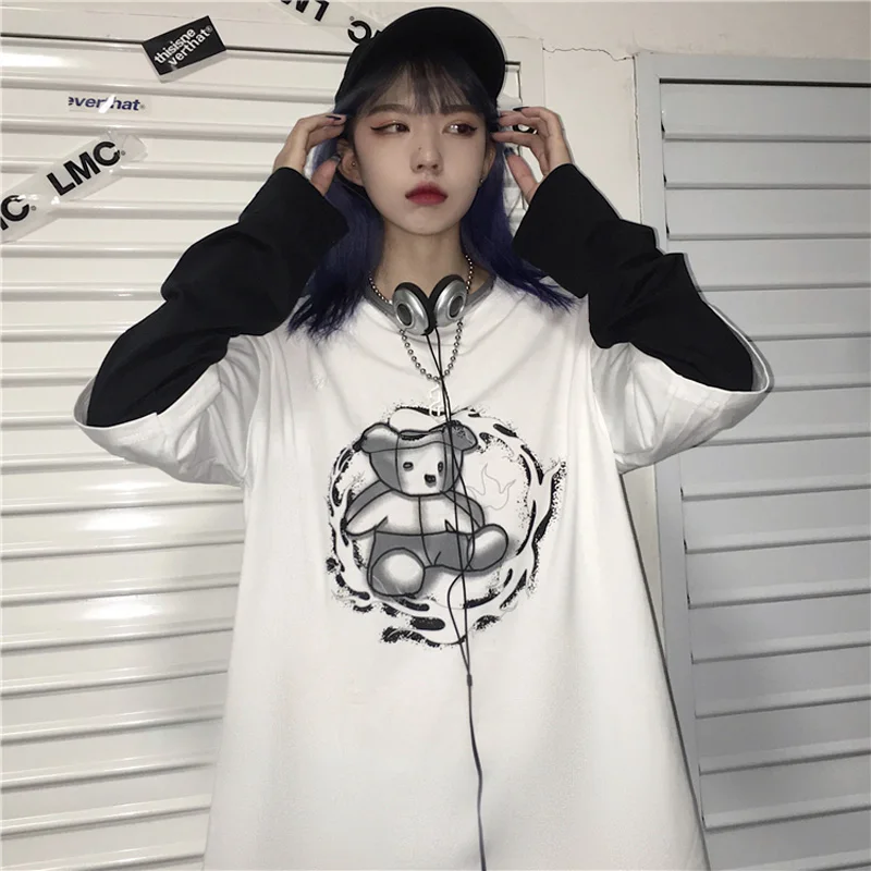 Korean Kpop Cartoon Graphic Aesthetic Clothes Blue Long Sleeve T-Shirt Woman Couple Emo Urban Top Goth 90s Tee Grunge Clothes
Korean Kpop Cartoon Graphic Aesthetic Clothes Blue Long Sleeve T-Shirt Woman Couple Emo Urban Top Goth 90s Tee Grunge Clothes
