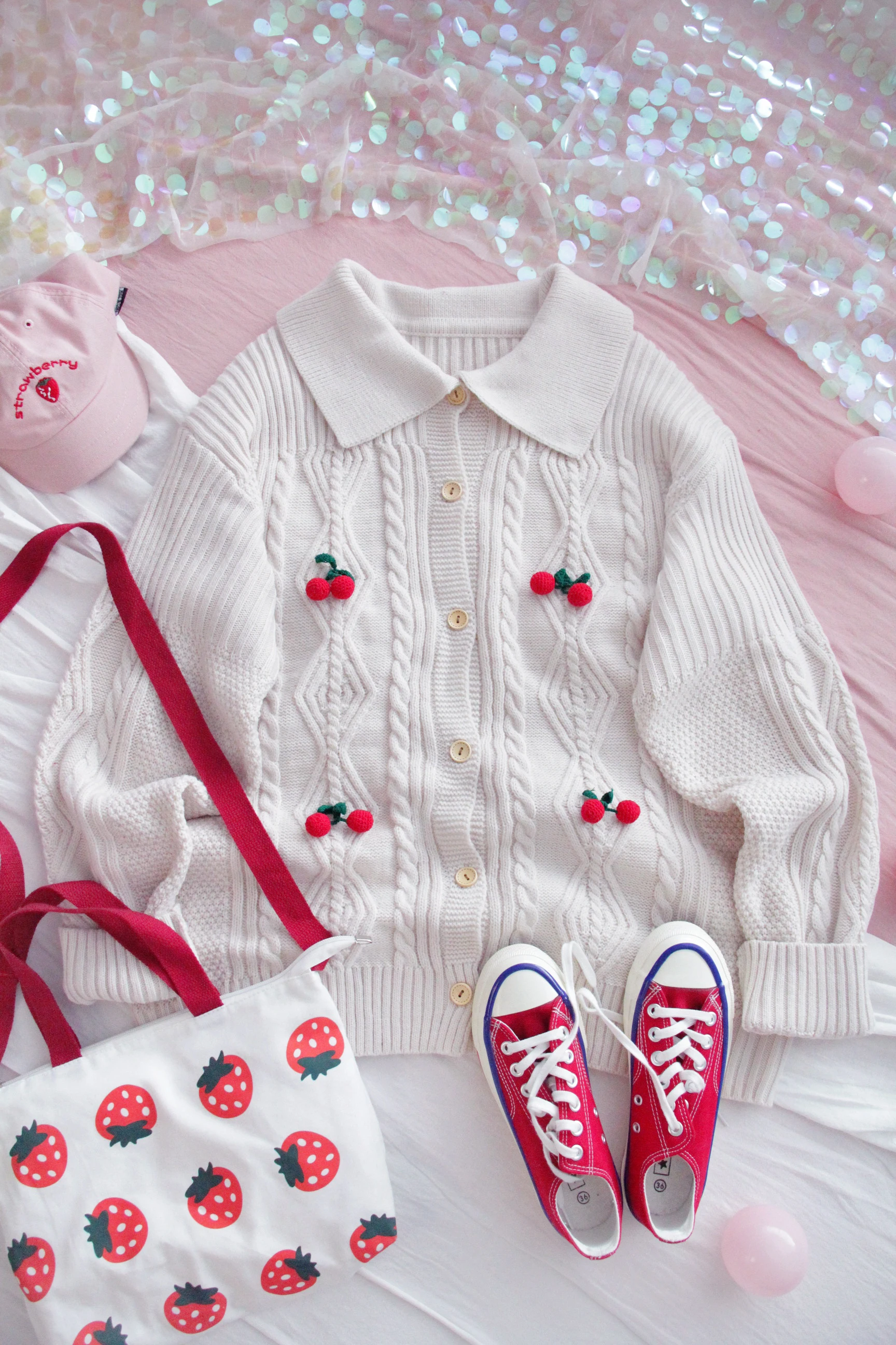 2020 Spring Women Sweet Sweater Cardigan Coat Girls Harajuku Cute Cherry Retro Soft Sister Turn down collar Jacket Preppy Style
2020 Spring Women Sweet Sweater Cardigan Coat Girls Harajuku Cute Cherry Retro Soft Sister Turn down collar Jacket Preppy Style