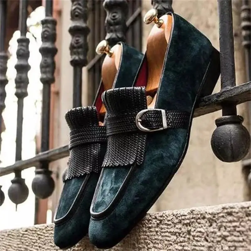 New Men's Shoes Fashion Trend Color Matching Stitching Imitation Suede Fringe Side Buckle One-legged Formal Casual Loafers KS050
New Men's Shoes Fashion Trend Color Matching Stitching Imitation Suede Fringe Side Buckle One-legged Formal Casual Loafers KS050