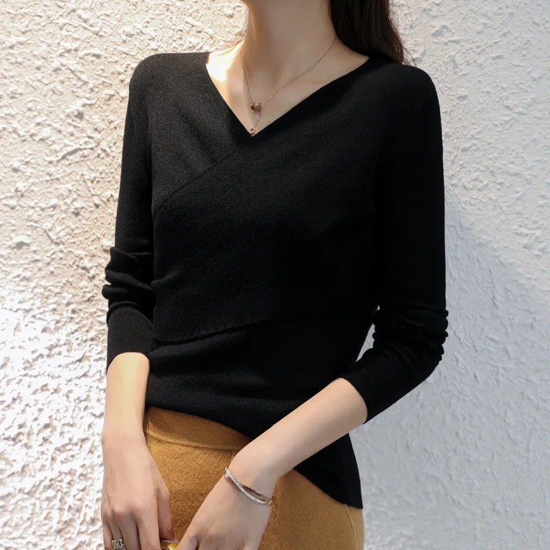 2020 Autumn/winter V-neck sweater slim-cut pullover bottom sweater women's sweater plain color with a sweater top
2020 Autumn/winter V-neck sweater slim-cut pullover bottom sweater women's sweater plain color with a sweater top