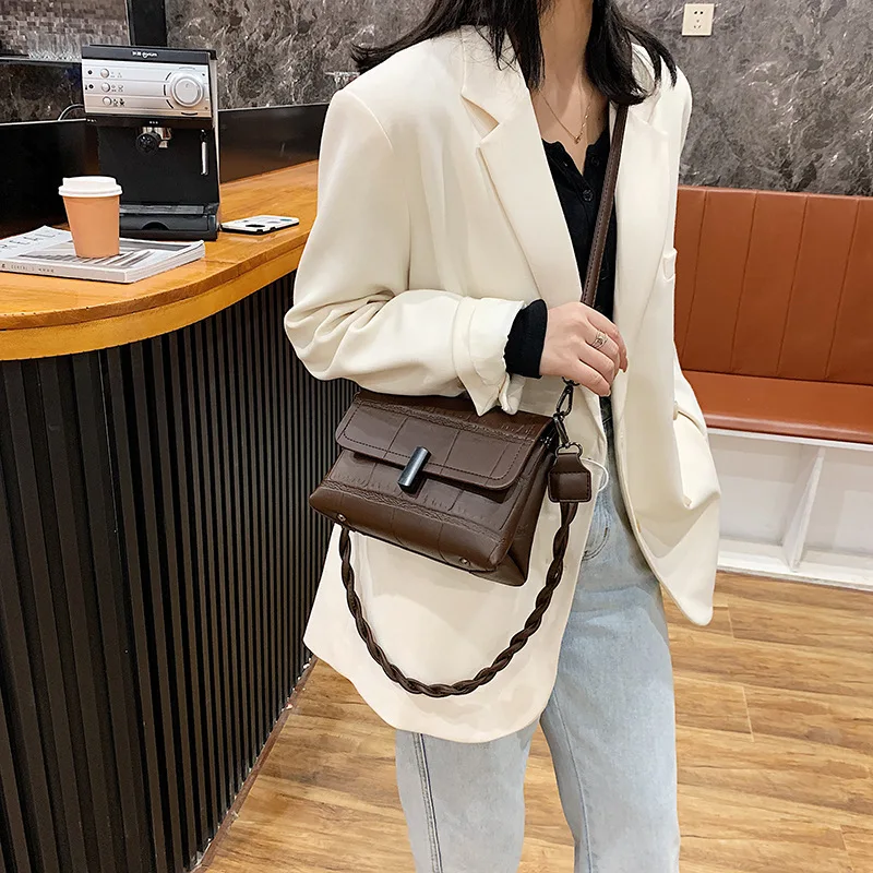 New Solid Color Small PU Leather Crossbody Bags for Women 2021 Autumn Winter Small Shoulder Simple Bag Female Phone Ladies Purse
New Solid Color Small PU Leather Crossbody Bags for Women 2021 Autumn Winter Small Shoulder Simple Bag Female Phone Ladies Purse