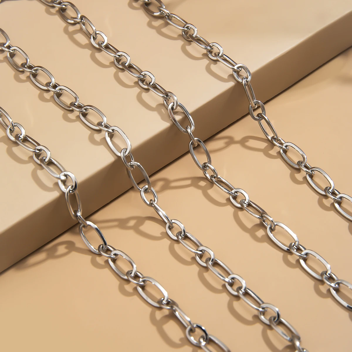 Simple Silver Color Link Chain Glasses Chains Sunglasses Holder Reading glasses Neck chain Cord for Glasses Eyewear Accessories 
Simple Silver Color Link Chain Glasses Chains Sunglasses Holder Reading glasses Neck chain Cord for Glasses Eyewear Accessories