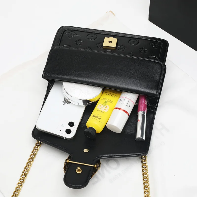 Female 2021 New High-end PU Texture Fashion Messenger Bag Popular Printing Shoulder Bag Handbag Casual Bag Square Bag
Female 2021 New High-end PU Texture Fashion Messenger Bag Popular Printing Shoulder Bag Handbag Casual Bag Square Bag