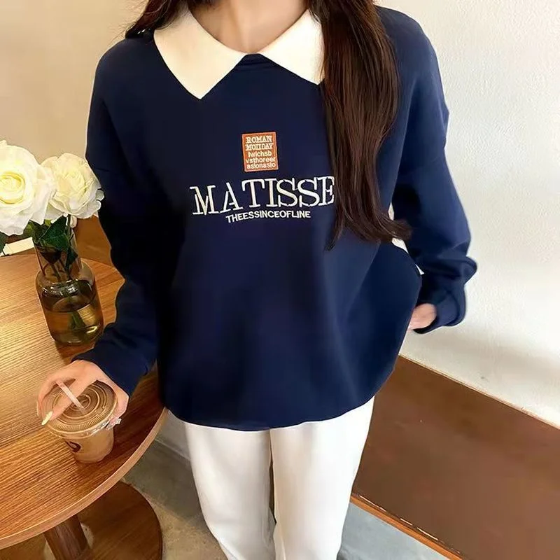 Letter Embroidery Polo Collar Loose Sweatshirt Women Korean Japanese Fashion Long Sleeve Streetwear Casual Autumn Aesthetic Tops
Letter Embroidery Polo Collar Loose Sweatshirt Women Korean Japanese Fashion Long Sleeve Streetwear Casual Autumn Aesthetic Tops