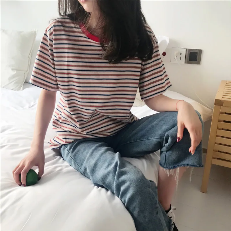 2021 Woman T-shirts Casual Short Sleeve Stripe Color Contrast Tshirts Loose Summer Fashion O-neck Basic Knit Tops 
2021 Woman T-shirts Casual Short Sleeve Stripe Color Contrast Tshirts Loose Summer Fashion O-neck Basic Knit Tops