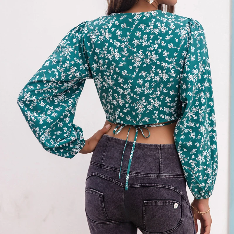 Floral Print Crop Sexy V Neck Casual Blouses Shirts Women Summer Elegant Tops England Style Short Pullover Female Chiffon Blusa
Floral Print Crop Sexy V Neck Casual Blouses Shirts Women Summer Elegant Tops England Style Short Pullover Female Chiffon Blusa