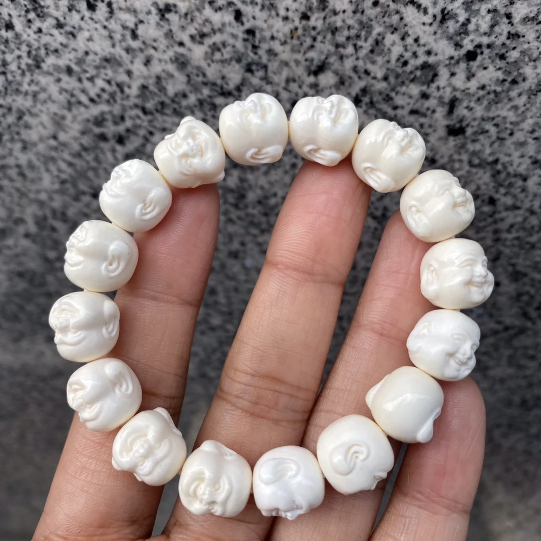 Mammoth ivory bracelet selected translucent white 12mm Laughing Buddha pomegranate blue eyes 16 elegant gifts Collection beads
Mammoth ivory bracelet selected translucent white 12mm Laughing Buddha pomegranate blue eyes 16 elegant gifts Collection beads