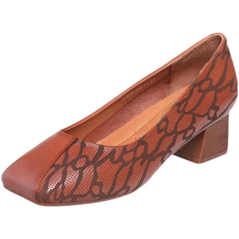 Loafers Women Leather Pumps Embroidery High Heels Spring Shoes For Women Beige Pump Women Genuine Leather Brand Shoes Square Toe
Loafers Women Leather Pumps Embroidery High Heels Spring Shoes For Women Beige Pump Women Genuine Leather Brand Shoes Square Toe