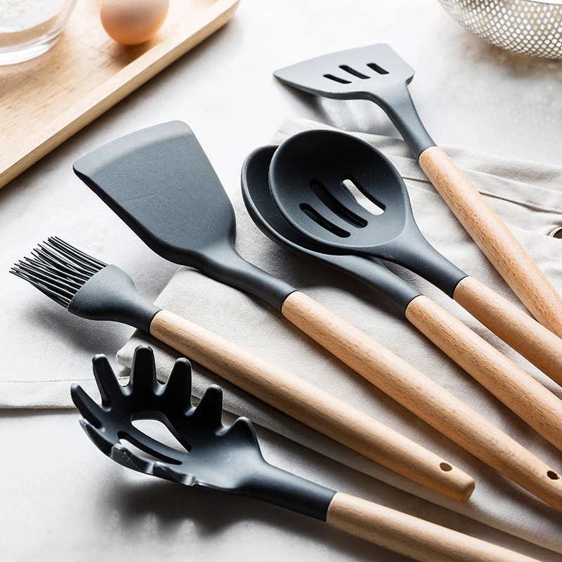 New Silicone Utensils Set Spatula Shovel Soup Spoon with Wooden Handle Special Heat-resistant Design Kitchen Set Cooking Tools
New Silicone Utensils Set Spatula Shovel Soup Spoon with Wooden Handle Special Heat-resistant Design Kitchen Set Cooking Tools