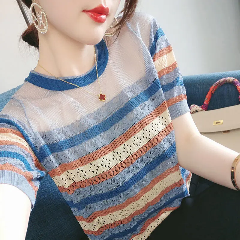 Striped ice silk knitted short sleeve T-shirt for female 2021 summer new loose and thin student base shirt thin top for female
Striped ice silk knitted short sleeve T-shirt for female 2021 summer new loose and thin student base shirt thin top for female