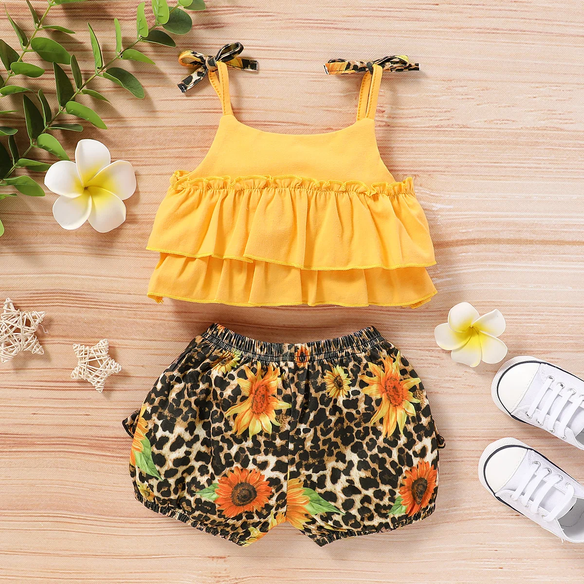 Summer Toddler Baby Girls 3M-18M Clothes Sets Leopard Print Sleeveless Ruffles Vest Tops+Shorts 2pcs
Summer Toddler Baby Girls 3M-18M Clothes Sets Leopard Print Sleeveless Ruffles Vest Tops+Shorts 2pcs