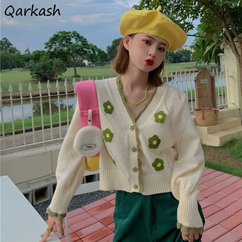 V-neck Cardigans Women Flowers Kawaii Patchwork Sweet Girls Streetwear Fashion Chic Ulzzang Knitting Sweaters Single Breasted
V-neck Cardigans Women Flowers Kawaii Patchwork Sweet Girls Streetwear Fashion Chic Ulzzang Knitting Sweaters Single Breasted