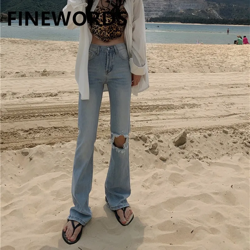 FINEWORDS Korean Coolest Ripped Big Hole Distressed Jeans Women Retro Washed Straight Jeans High Waist Casual Classic Mom Jeans
FINEWORDS Korean Coolest Ripped Big Hole Distressed Jeans Women Retro Washed Straight Jeans High Waist Casual Classic Mom Jeans