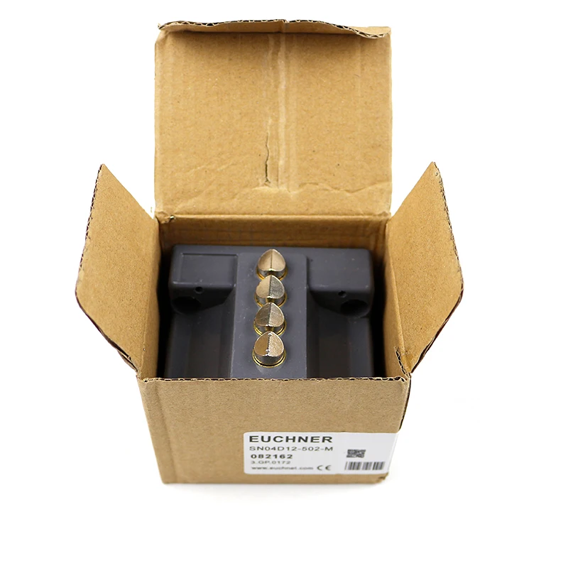 SN04D12-502-M combination limit travel switch quick action switch contact plunger spacing 12mm switching current 10mA new origin
SN04D12-502-M combination limit travel switch quick action switch contact plunger spacing 12mm switching current 10mA new origin
