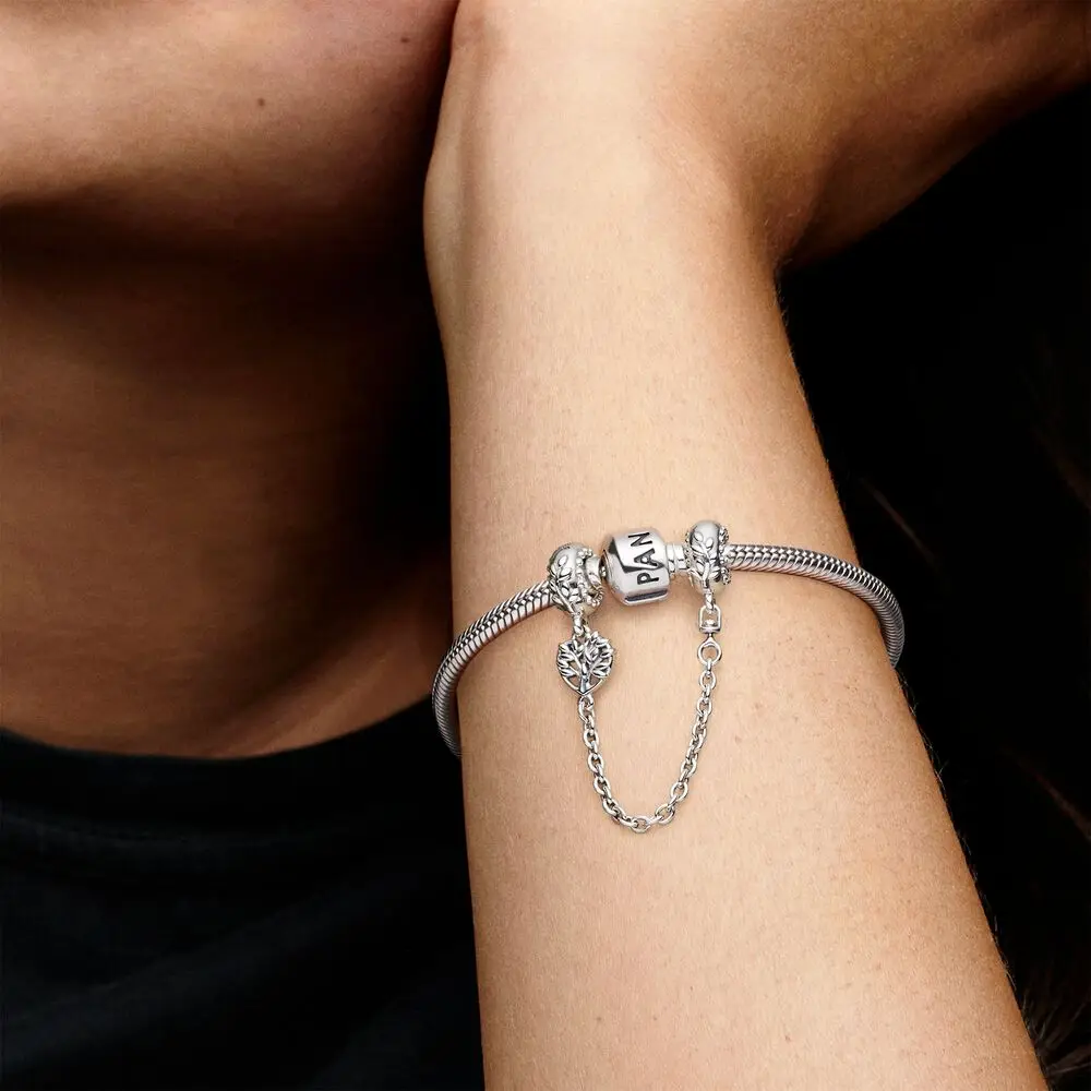 Volayer 925 Sterling Silver Heart Family Tree Safety Chain Charm fit Original Pandora Bracelets for Women Jewelry Making Gift
Volayer 925 Sterling Silver Heart Family Tree Safety Chain Charm fit Original Pandora Bracelets for Women Jewelry Making Gift