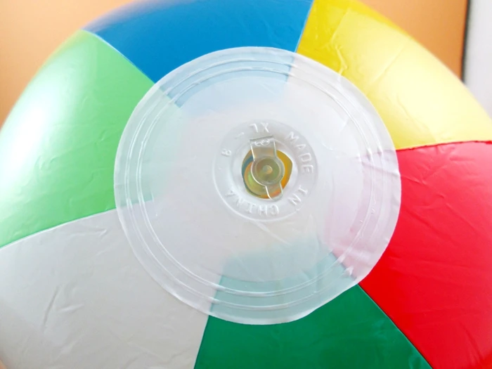 22CM diameter color inflatable beach ball 6 color beach ball adult children summer bath ball
22CM diameter color inflatable beach ball 6 color beach ball adult children summer bath ball