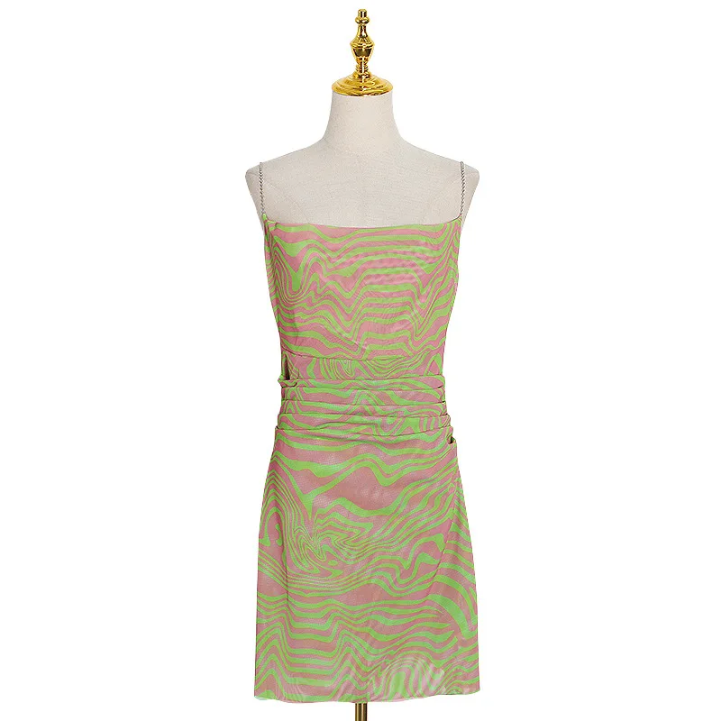 Design new summer fashion sexy pleated thin chain shoulder strap sling slim high waist dress
Design new summer fashion sexy pleated thin chain shoulder strap sling slim high waist dress