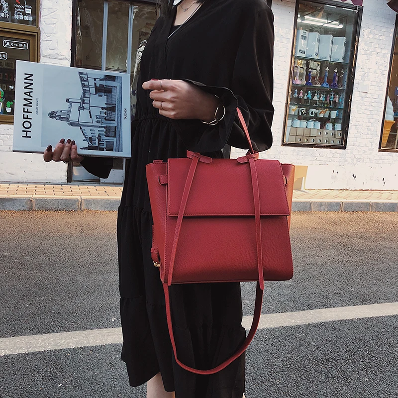 Quality Women High Pu Leather Handbags Shoulder Bag Fashion Designer Ladies Messenger Bag Luxury Female Crossbody Bags for Women
Quality Women High Pu Leather Handbags Shoulder Bag Fashion Designer Ladies Messenger Bag Luxury Female Crossbody Bags for Women