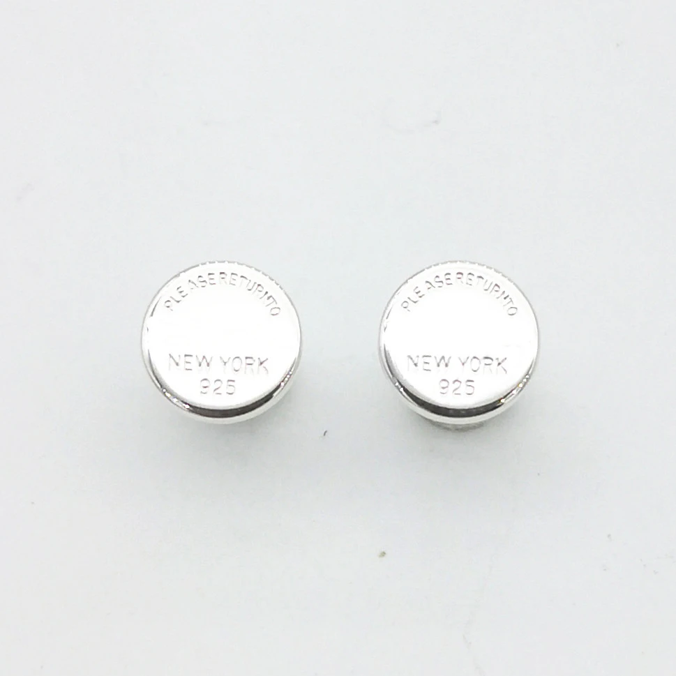 S925 Tremella Stud Earrings Classic Popular Fashion Round Women's Stud Earrings Holiday Gift
S925 Tremella Stud Earrings Classic Popular Fashion Round Women's Stud Earrings Holiday Gift