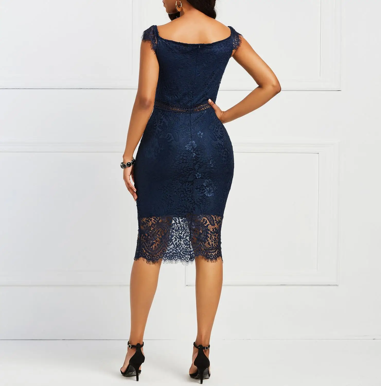Women's Vintage V Neck Floral Lace Dress Slim Sheath Knee Length Bodycon Dress Plus Size Cocktail Party Dresses
Women's Vintage V Neck Floral Lace Dress Slim Sheath Knee Length Bodycon Dress Plus Size Cocktail Party Dresses