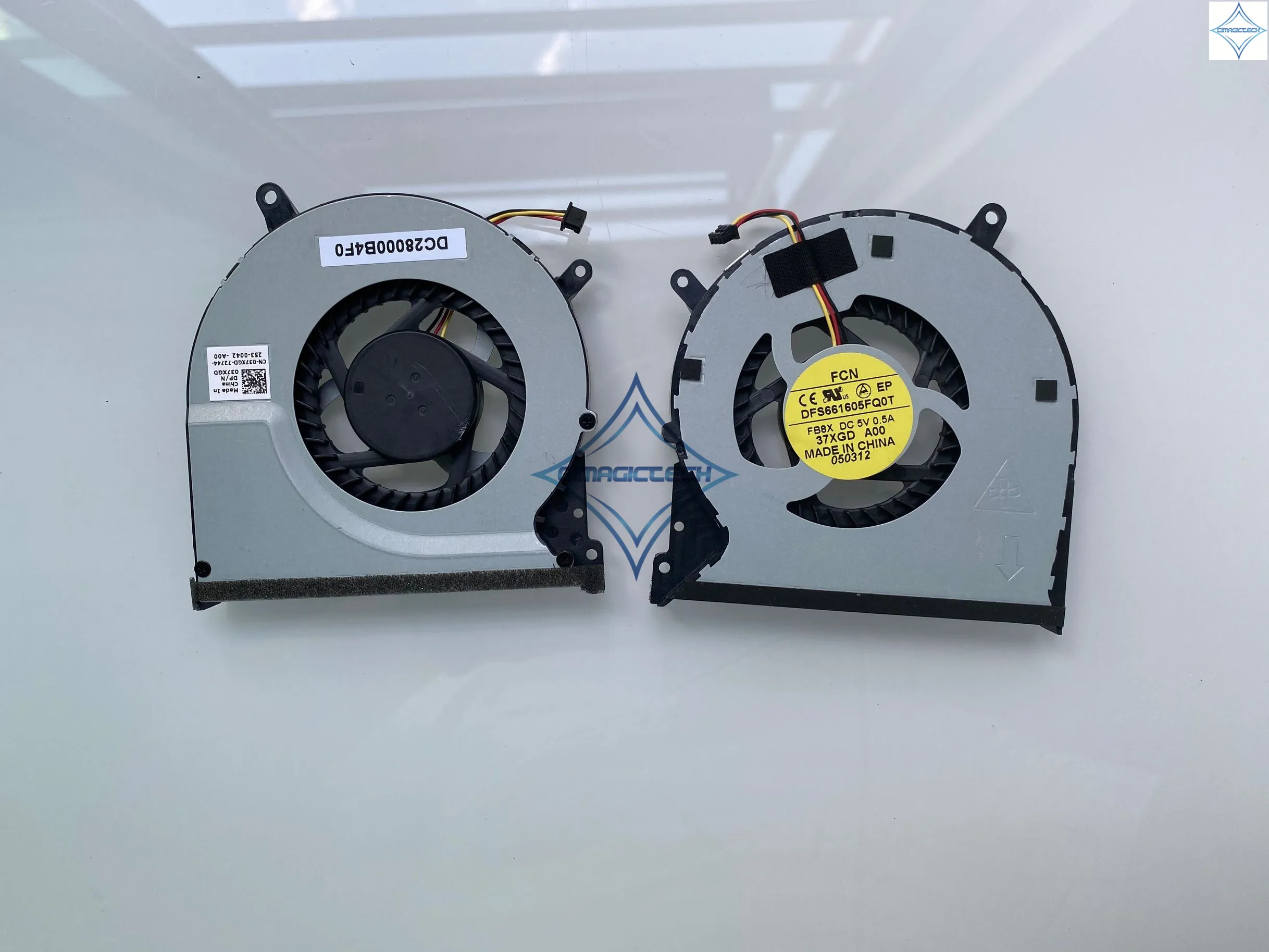Оригинальный новый вентилятор охлаждения процессора ноутбука Dell XPS 15 L521x 037XGD 37XGD AB08505HX09Q300 0QBL00 DC28000B4F0 DFS661605FQ0T FB8X
Оригинальный новый вентилятор охлаждения процессора ноутбука Dell XPS 15 L521x 037XGD 37XGD AB08505HX09Q300 0QBL00 DC28000B4F0 DFS661605FQ0T FB8X