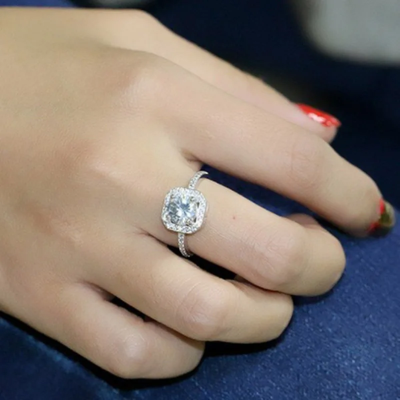 Luxury Wedding Engagement Rings for Women Brilliant Princess Cut White Zircon Elegant Female Party Accessories Marriage Jewelry
Luxury Wedding Engagement Rings for Women Brilliant Princess Cut White Zircon Elegant Female Party Accessories Marriage Jewelry