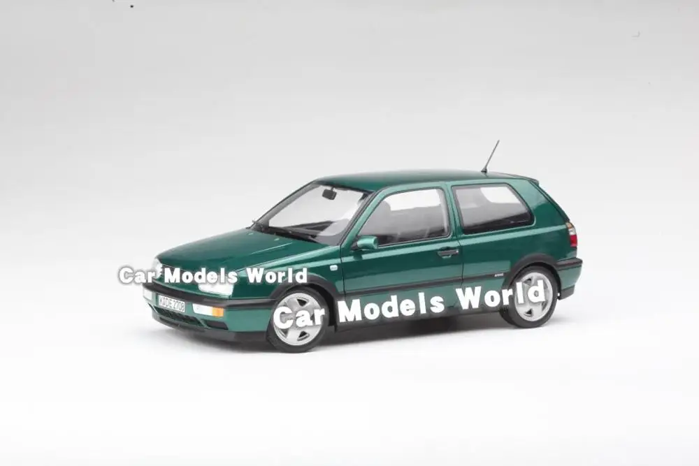 Литая модель автомобиля для Norev Golf VR6 1996 1:18 (зеленый) + маленький подарок!| |