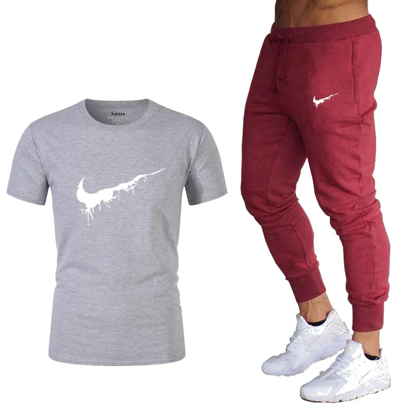 2021 popular short sleeve Korean round neck new letter printing fashion brand short sleeve T-shirt + trousers set 2 pieces
2021 popular short sleeve Korean round neck new letter printing fashion brand short sleeve T-shirt + trousers set 2 pieces