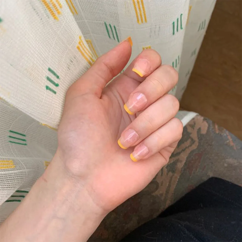 24pcs/Box Women Fashion Manicure Tool Artificial Nail Tips French False Nails Fake Nails Wearable
24pcs/Box Women Fashion Manicure Tool Artificial Nail Tips French False Nails Fake Nails Wearable