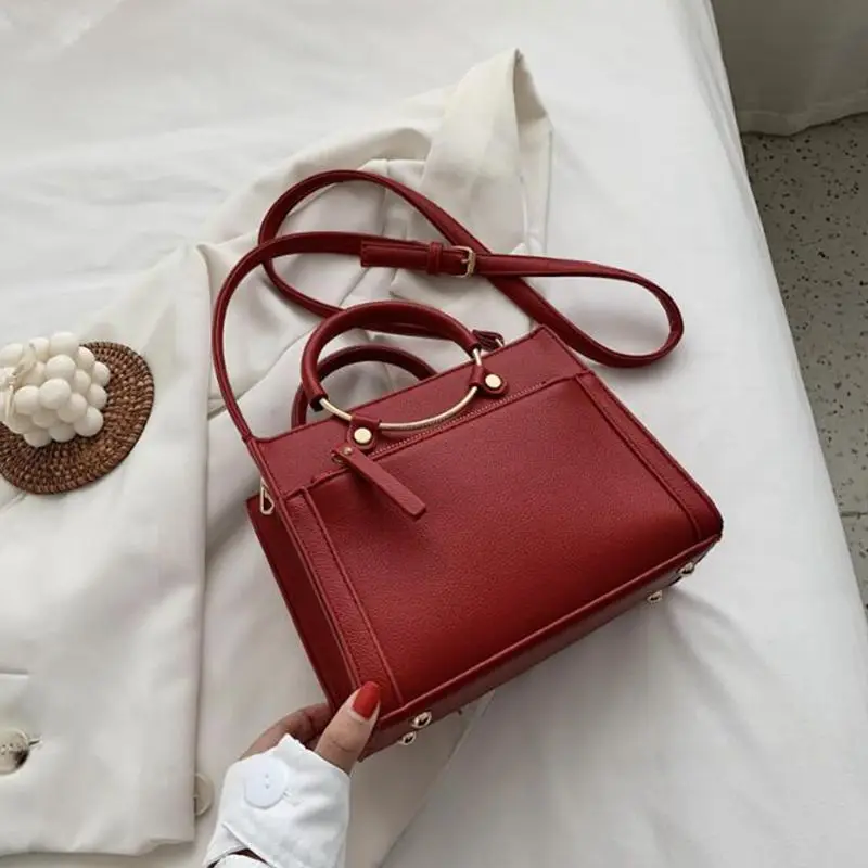 Vintage Women's Bag Shoulder Sac A Main Female Luxury Stone Pattern PU Leather Messenger Bag Women's Crossbody Ladies Hand Bags
Vintage Women's Bag Shoulder Sac A Main Female Luxury Stone Pattern PU Leather Messenger Bag Women's Crossbody Ladies Hand Bags