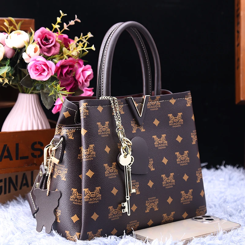 Genuine Leather Women Shopping Totes High Quality Shoulder Messenger Bucket Bags Ladies Commute Purses and Handbags Neverful Bag
Genuine Leather Women Shopping Totes High Quality Shoulder Messenger Bucket Bags Ladies Commute Purses and Handbags Neverful Bag