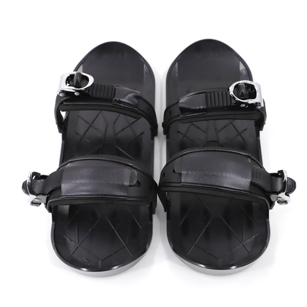 New Mini Ski Skates for Snow The Short Skiboard Snowblades High Quality Adjustable Bindings Portable Skiing Shoes Snow Board
New Mini Ski Skates for Snow The Short Skiboard Snowblades High Quality Adjustable Bindings Portable Skiing Shoes Snow Board