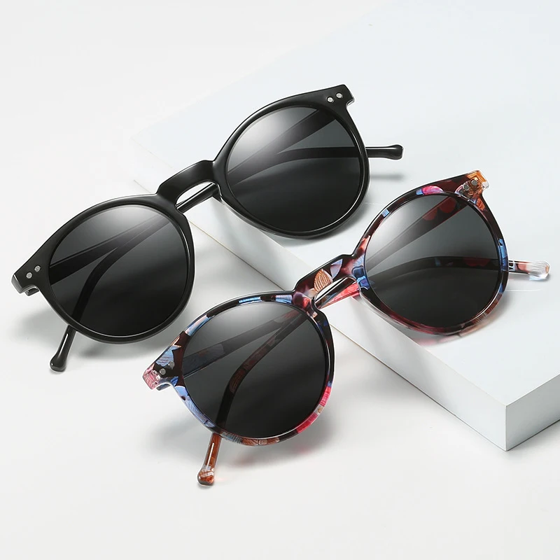 Veshion Polarized Sunglasses Men Women Round Sun Glasses for Male Female Vintage Retro Driving Man Glasses TAC Lens Black Uv400
Veshion Polarized Sunglasses Men Women Round Sun Glasses for Male Female Vintage Retro Driving Man Glasses TAC Lens Black Uv400