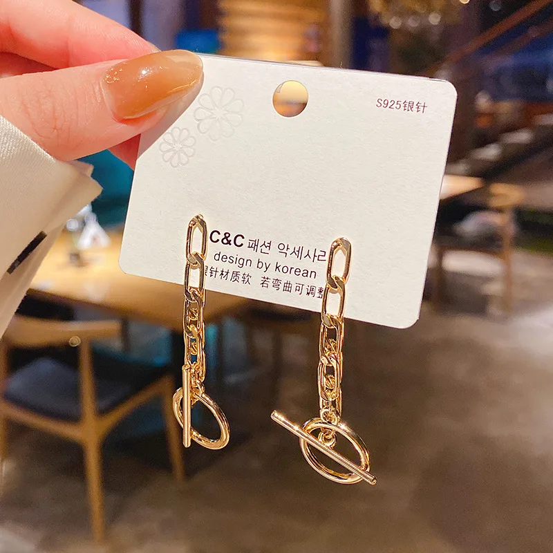 Wholesale Sterling Silvers Needle New Metal Chain Earrings Female Long Circle Earring Eardrops Geometric Ear Studs Dropshipping 
Wholesale Sterling Silvers Needle New Metal Chain Earrings Female Long Circle Earring Eardrops Geometric Ear Studs Dropshipping