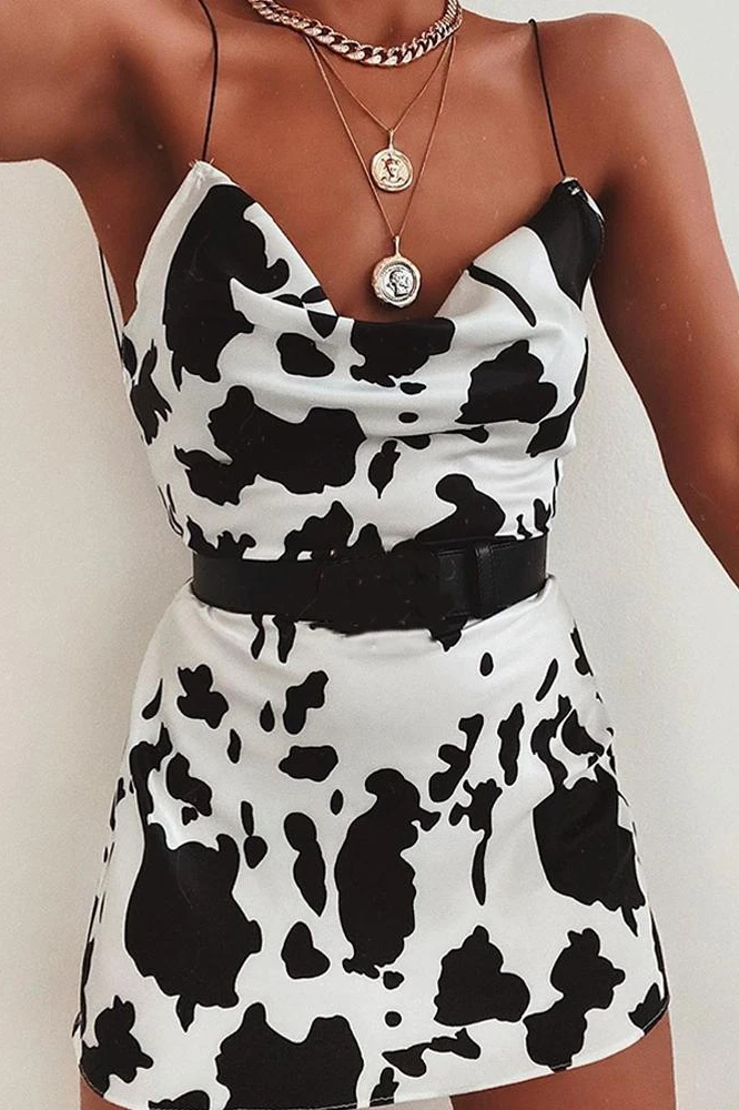 2021 high qualityWomen Cow Print Cami Mini Dress
2021 high qualityWomen Cow Print Cami Mini Dress