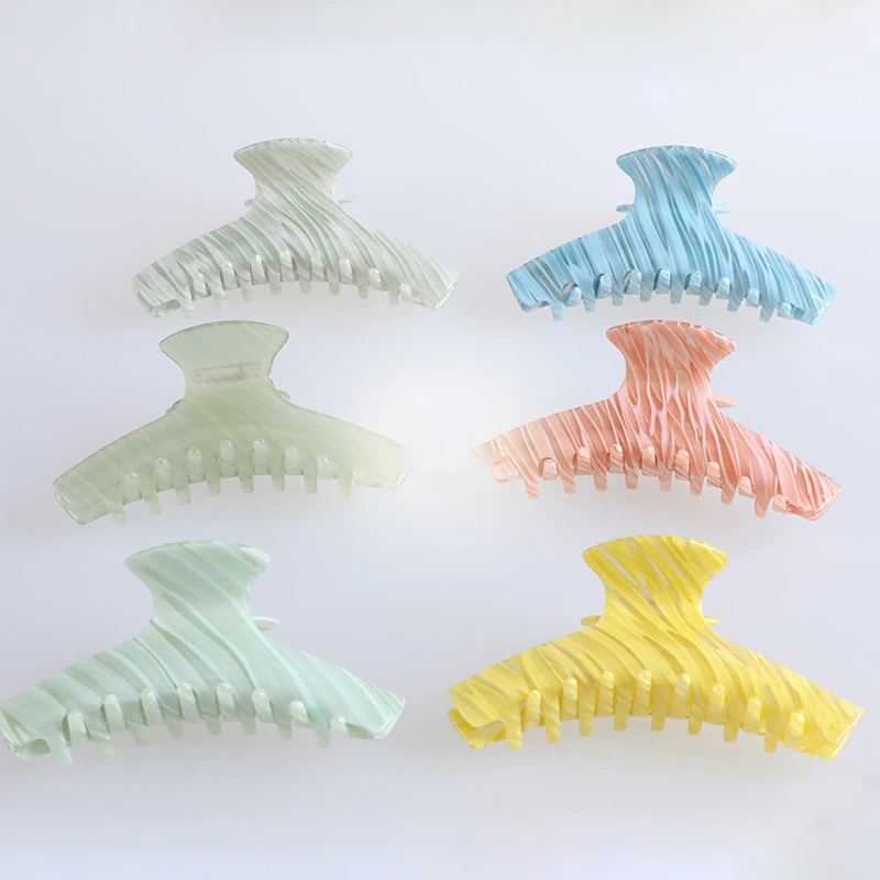 2021 New Women Claw Clips Tough Colorful Plastic Hair Claw Large Hair Clamps Crab Claws Clip Chic Fashion Hair Accessories Gift
2021 New Women Claw Clips Tough Colorful Plastic Hair Claw Large Hair Clamps Crab Claws Clip Chic Fashion Hair Accessories Gift