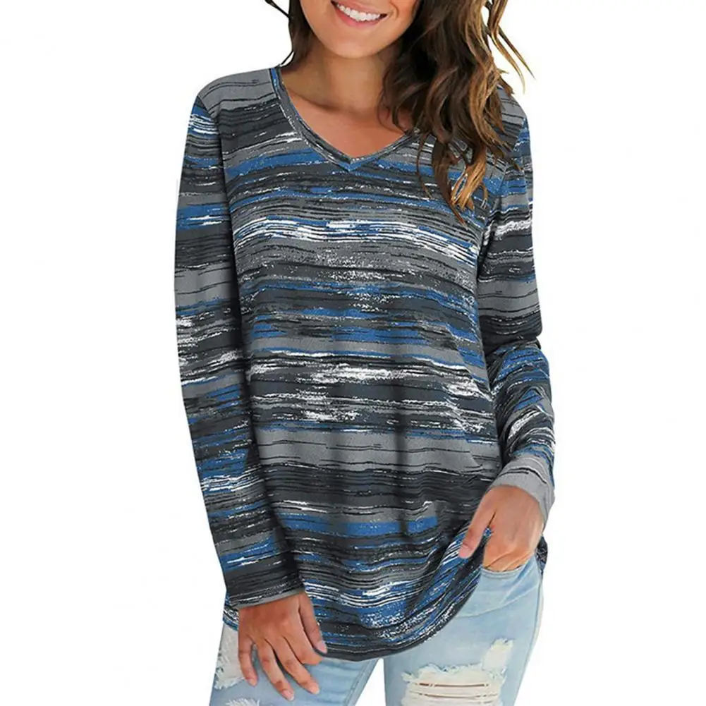 2021 New Autumn Women T-shirt Digital Striped Print V Neck Autumn Winter Long Sleeve All Match Polyester Cotton Top Streetwear
2021 New Autumn Women T-shirt Digital Striped Print V Neck Autumn Winter Long Sleeve All Match Polyester Cotton Top Streetwear
